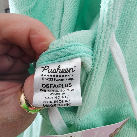 Pusheen Mint Green Robe with Ice Cream Design - Picture 5 of 7
